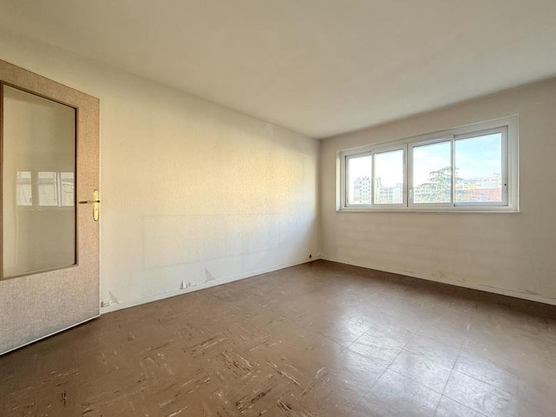 Appartement - 64 m² - 4 pièces