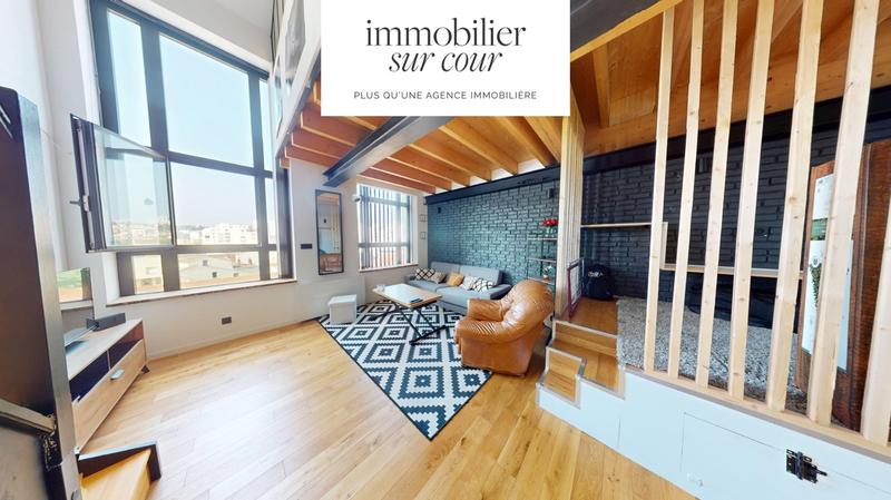 Loft - 58 m² - 3 pièces