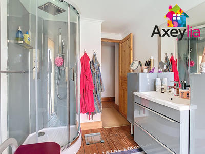 Maison - 98 m² - 3 pièces