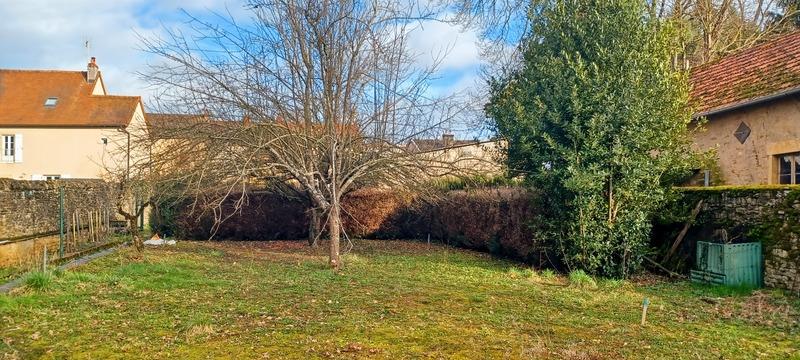 Terrain constructible - 640 m²