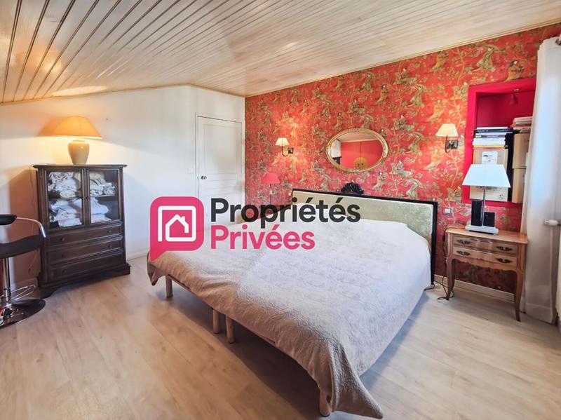 Maison - 170 m² - 7 pièces