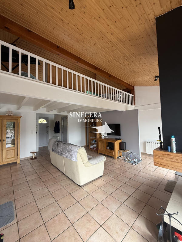 Maison traditionnelle - 140 m² - 5 pièces