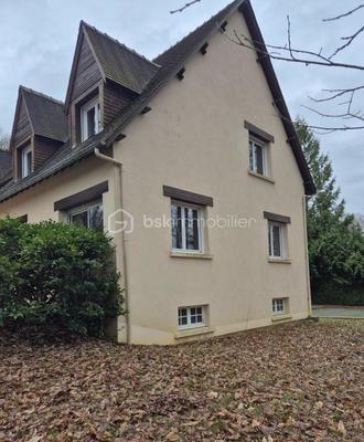 Propriété - 213 m² - 7 pièces