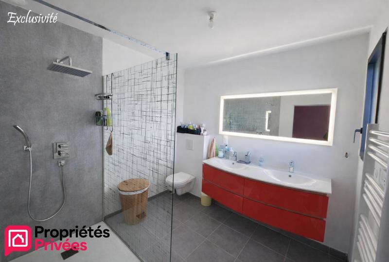 Maison - 102 m² - 5 pièces