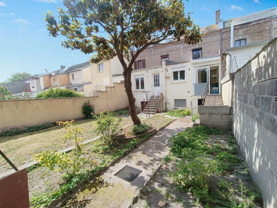 Maison - 110 m² - 6 pièces