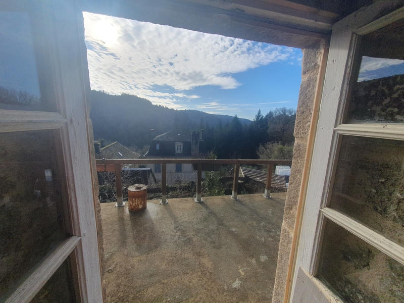 Maison de village - 100 m² - 6 pièces