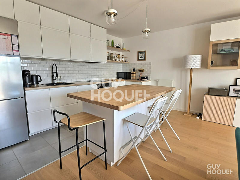 Appartement - 83 m² - 4 pièces