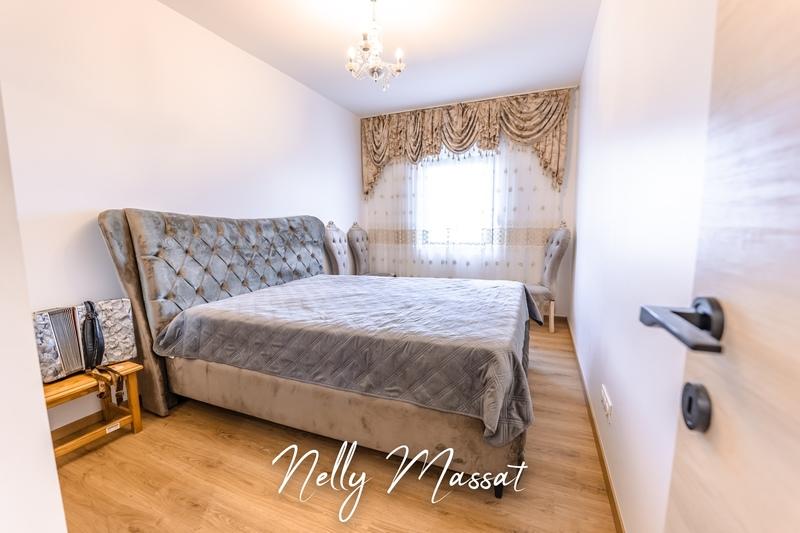 Maison d'architecte - 234 m² - 9 pièces