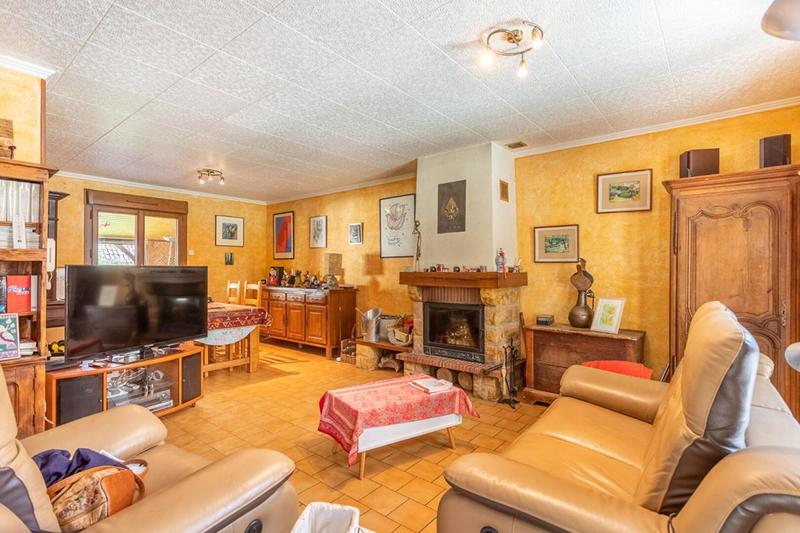 Maison - 200 m² - 8 pièces