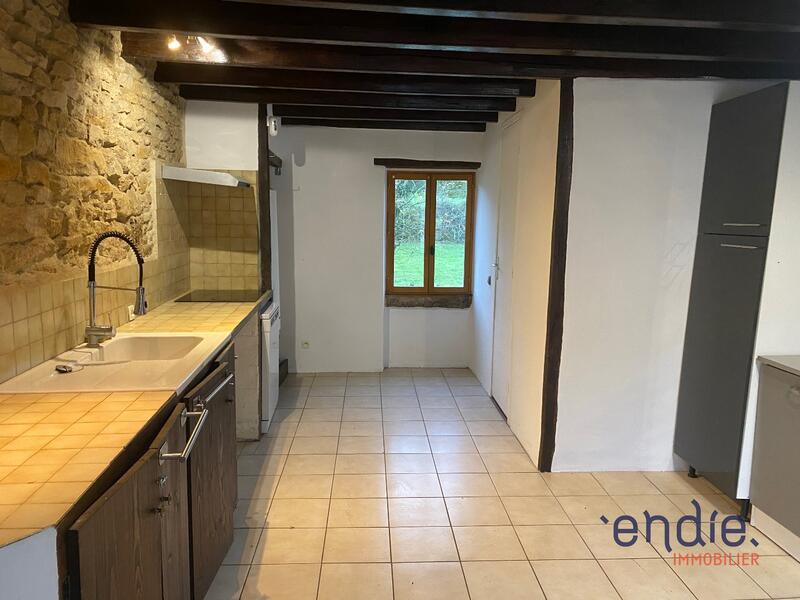 Maison - 98 m² - 4 pièces