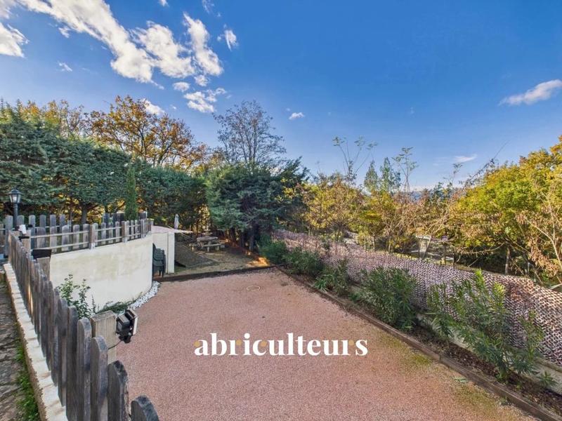 Maison ancienne - 232 m² - 8 pièces