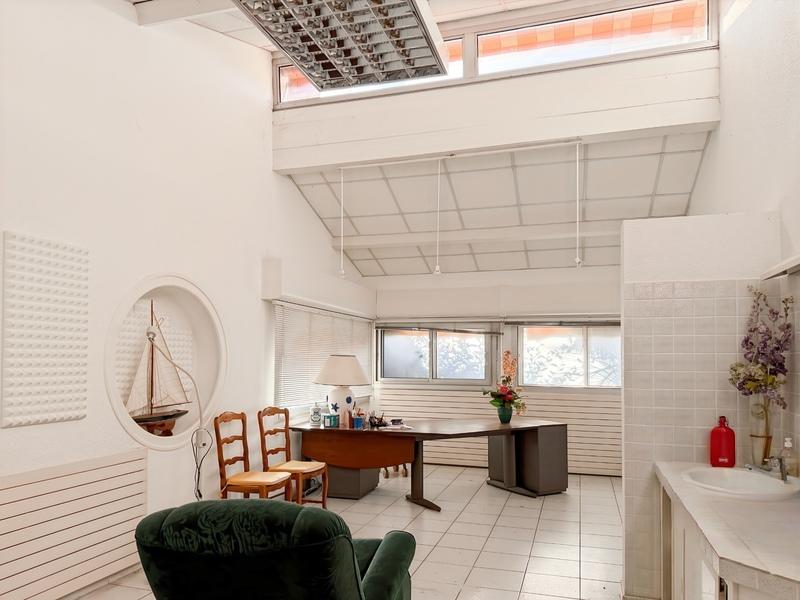 Maison - 263 m² - 6 pièces