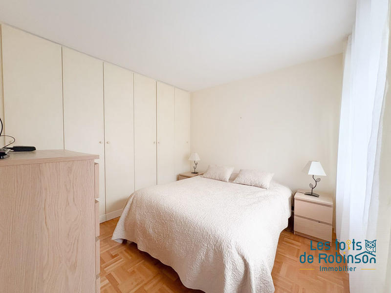 Appartement - 81 m² - 4 pièces
