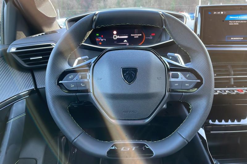 Peugeot 208 Hybrid 136 E-Dcs6 Gt Plus