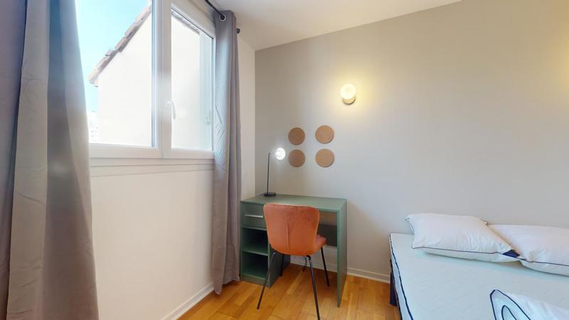 Appartement - 80 m² - 5 pièces