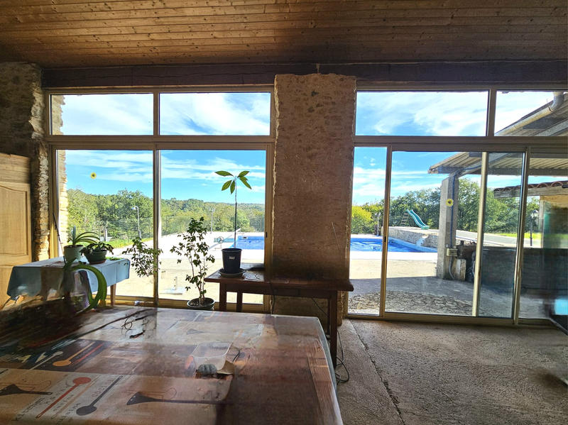 Maison - 400 m² - 18 pièces