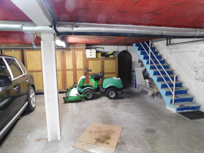 Villa - 263 m² - 11 pièces