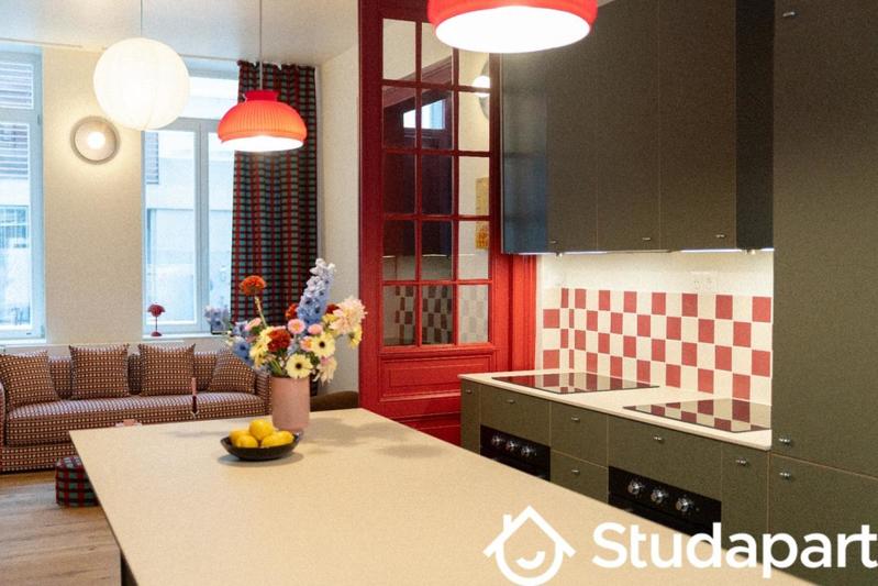 Chambre - 12 m² - 1 pièce