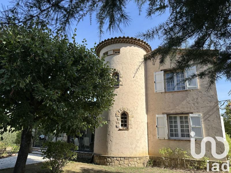 Maison - 153 m² - 7 pièces