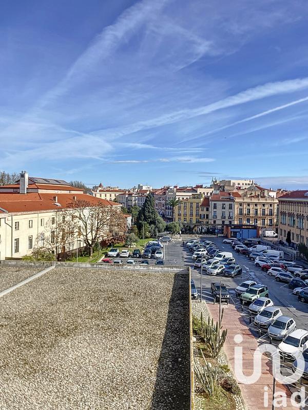 Appartement - 76 m² - 5 pièces