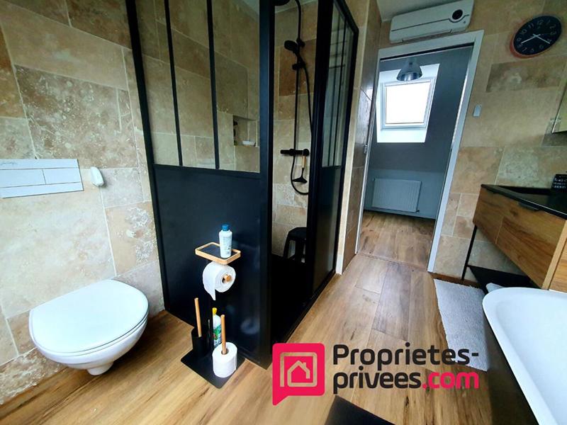 Maison - 190 m² - 9 pièces