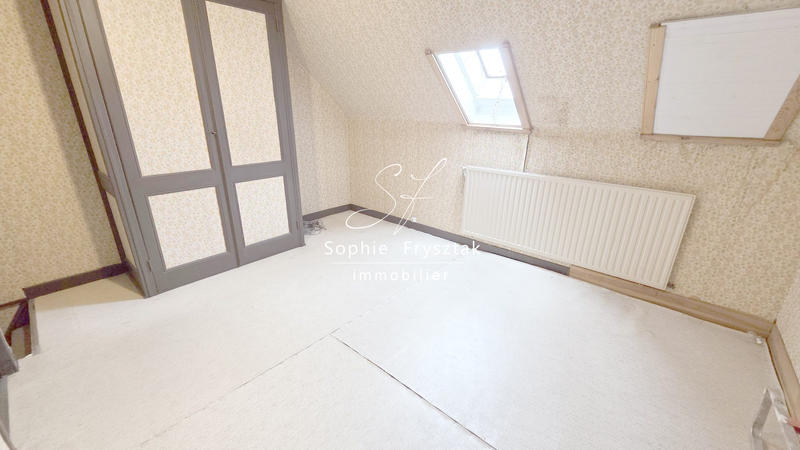 Maison - 96 m² - 5 pièces