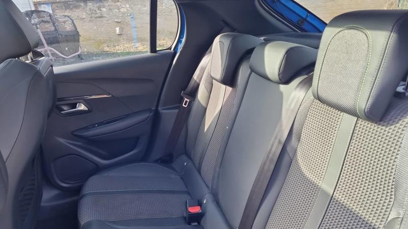 Peugeot 208 1.2 PureTech 100 Gt Line - Première main Entretien constructeur