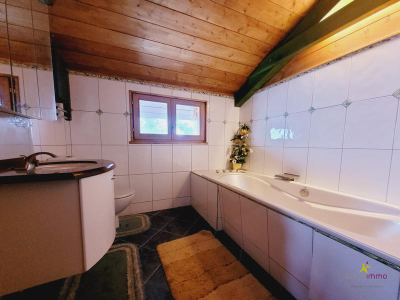 Châlet - 88 m² - 4 pièces