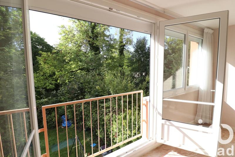 Appartement - 80 m² - 5 pièces