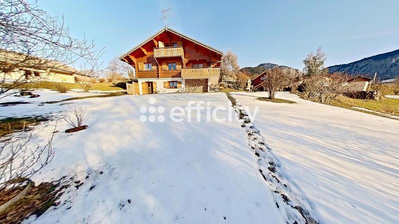 Maison - 198 m² - 5 pièces