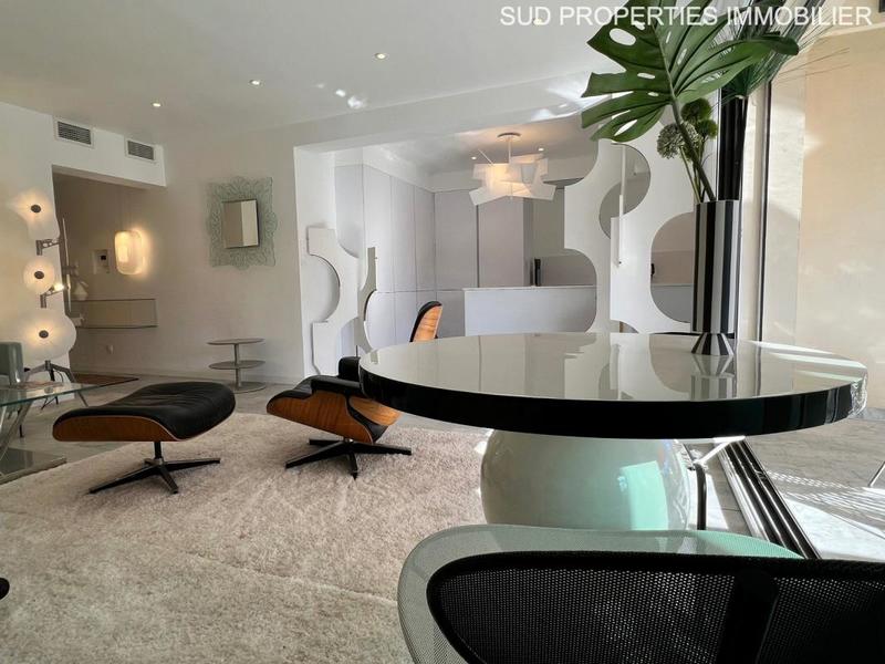 Appartement - 85 m² - 3 pièces