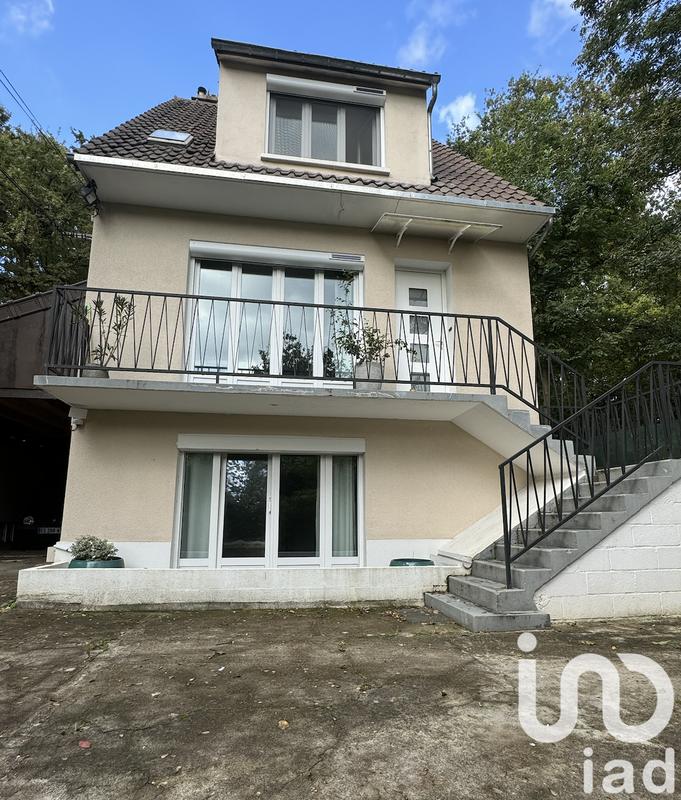Maison - 135 m² - 6 pièces