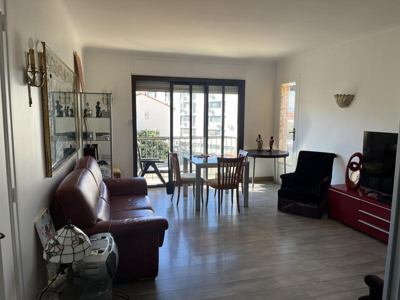 Appartement - 98 m² - 4 pièces