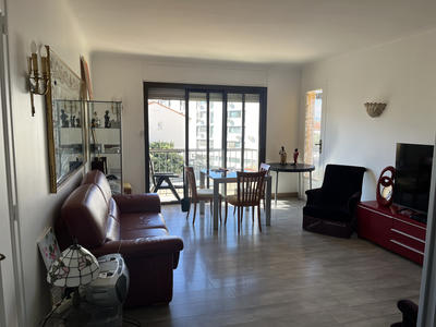 Appartement - 98 m² - 4 pièces
