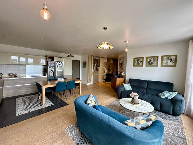 Appartement - 113 m² - 4 pièces