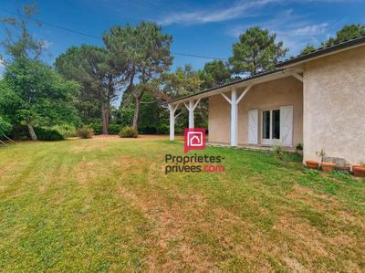 Maison - 225 m² - 8 pièces