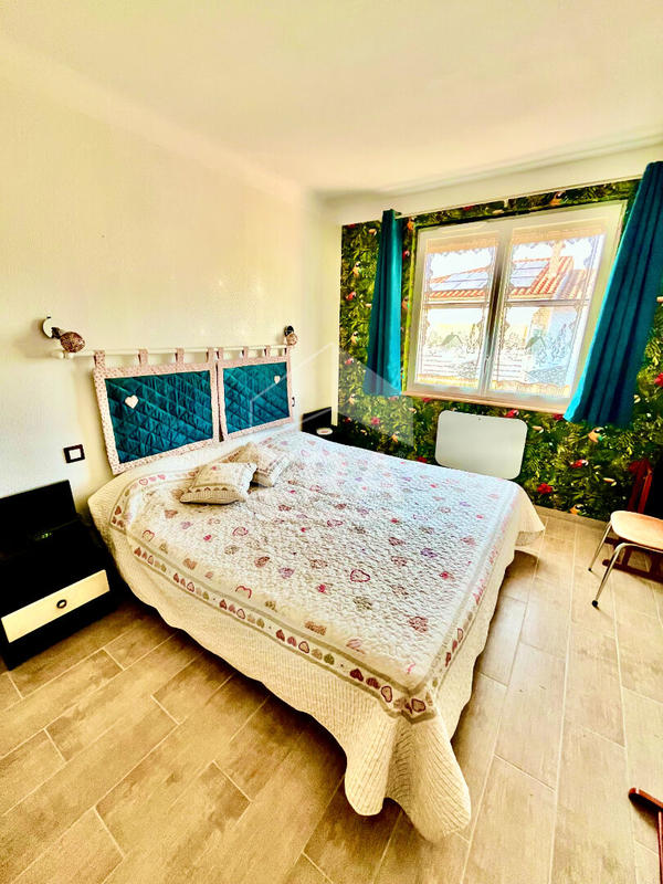 Maison - 138 m² - 8 pièces