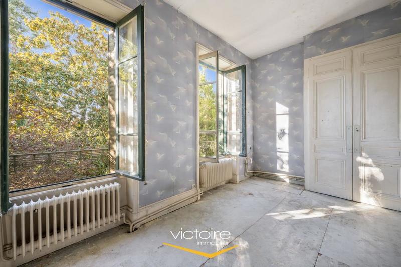 Maison - 163 m² - 7 pièces