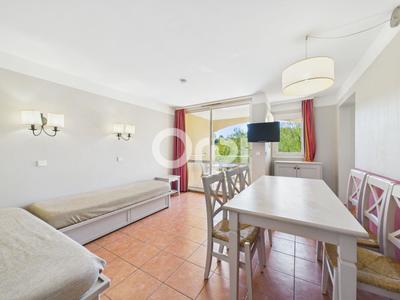 Appartement - 42 m² - 3 pièces