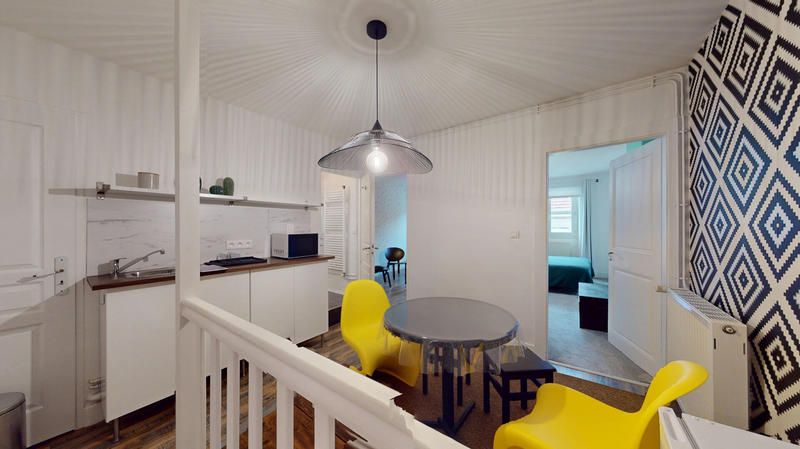 Appartement - 143 m² - 6 pièces