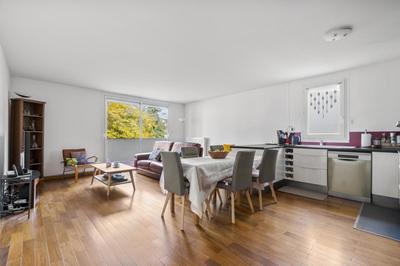 Appartement - 85 m² - 4 pièces