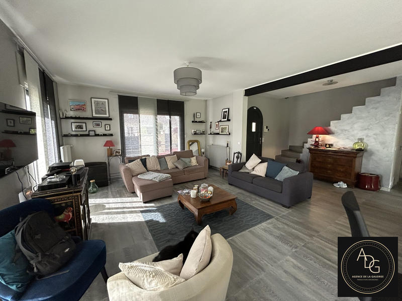 Maison - 160 m² - 7 pièces