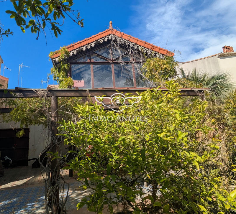 Maison ancienne - 259 m² - 10 pièces