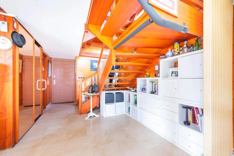 Maison de bois - 220 m² - 8 pièces