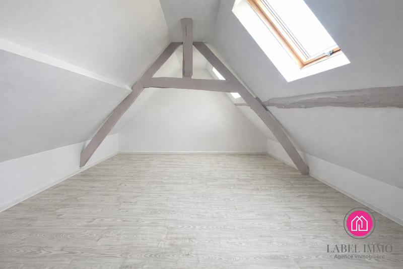 Maison - 92 m² - 4 pièces