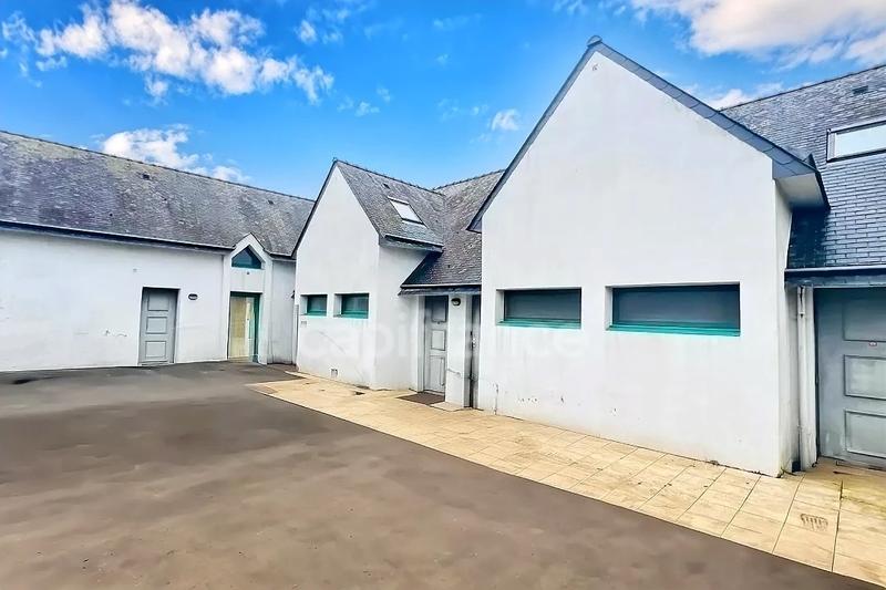 Immeuble - 270 m² - 11 pièces