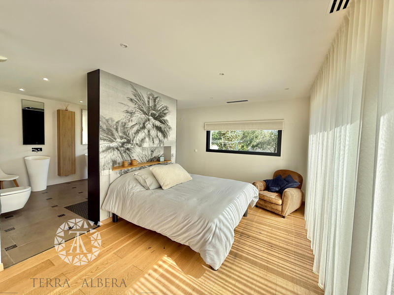 Villa - 237 m² - 5 pièces