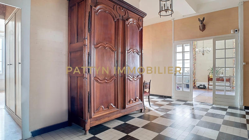 Appartement - 153 m² - 5 pièces