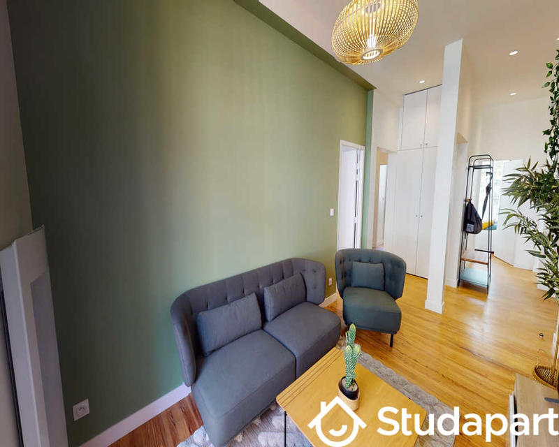 Chambre - 120 m² - 1 pièce