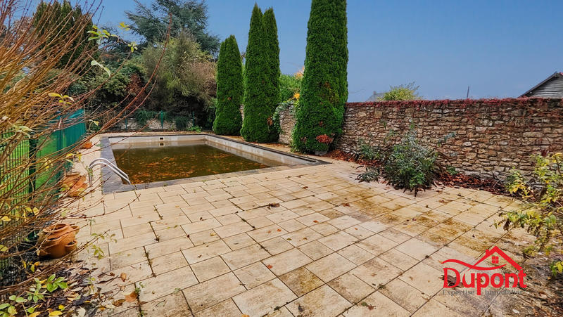 Maison - 236 m² - 10 pièces